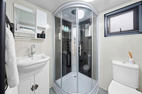 Alpine Creek House And Cabin - Accommodation Cooktown 3