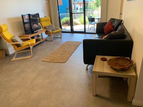 Alta Riva Unit 2 - Kalbarri WA - Accommodation Cooktown 4