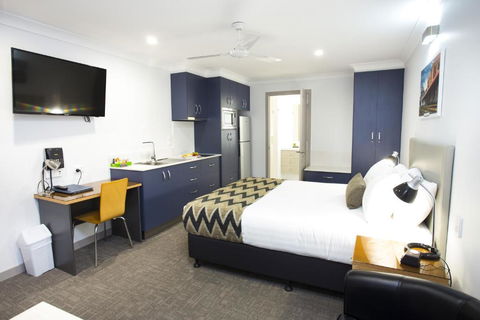 Altitude Motel Apartments - Accommodation Cooktown 3