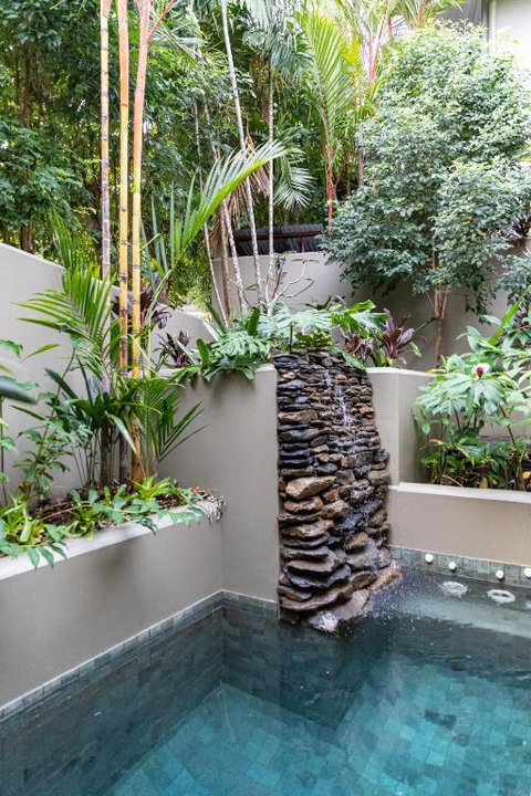 Amalfi - Port Douglas, Luxury In The Centre Of Town - Accommodation Cooktown 1