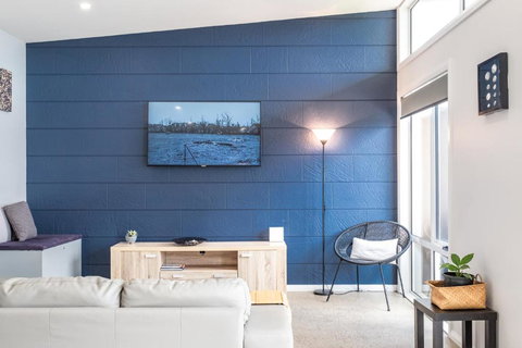 Amaroo 2 - Freycinet Holiday Houses - Accommodation Cooktown 2