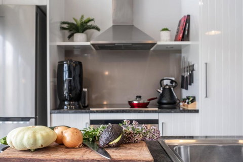 Amaroo 2 - Freycinet Holiday Houses - Accommodation Cooktown 3