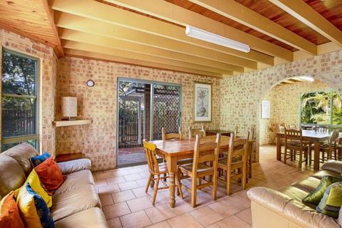 Amaroo Rainbow Shores - Accommodation Cooktown 2