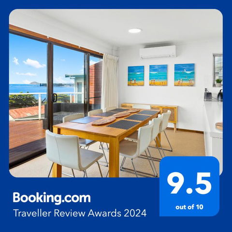 Amazing Ocean Views At This Exclusive 4 BR Holiday Home - Accommodation Cooktown 2