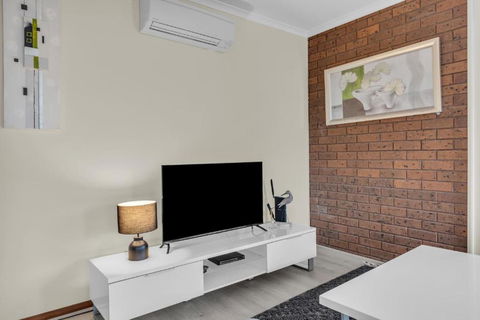 Anchorbell 13- Your Coastal Escape Awaits - Accommodation Cooktown 3