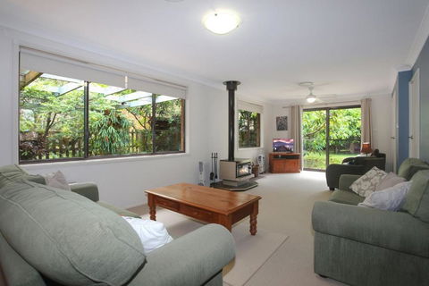 All Decked Out - Accommodation Cooktown 3