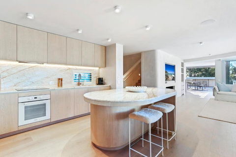 Apartment 17 - Accommodation Cooktown 1