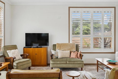 Apartment In Cowes Central On Chapel - Accommodation Cooktown 3