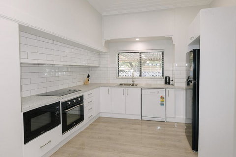 Apartments On Morrow - Accommodation Cooktown 1