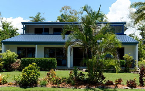 Apollo Jewel Beachfront Apartments - Accommodation Cooktown 0