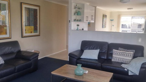 Apollo Luxury Apartments - Accommodation Cooktown 3