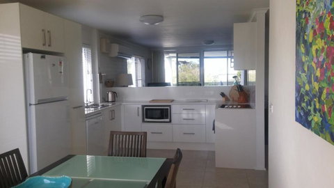 Apollo Luxury Apartments - Accommodation Cooktown 2