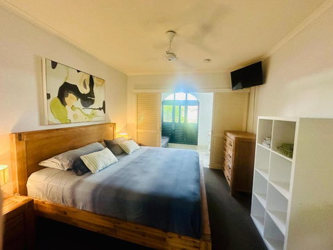 Apartment In Palm Cove - Accommodation Cooktown 3