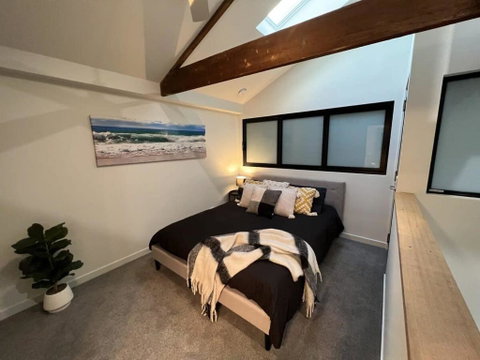 Apt With Aircon & Loft Bedroom Great Location - Accommodation Cooktown 0