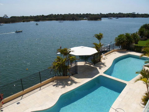 Aqua Linea 6 Noosa Parade 82 - Accommodation Cooktown 1