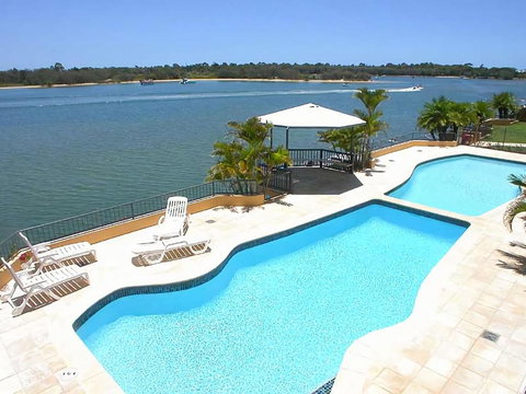 Aqua Linea 6 Noosa Parade 82 - Accommodation Cooktown 2