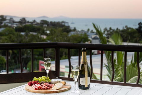 Aqua On The Edge - Accommodation Cooktown 1