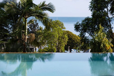 Aqua On The Edge - Accommodation Cooktown 0