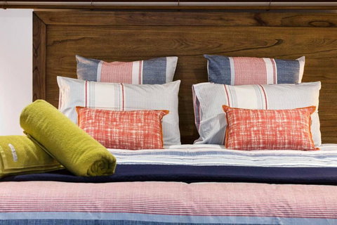 Aqua Shores - Gas Heated Pool - Accommodation Cooktown 2