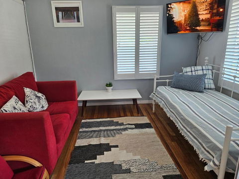 Armies Apartment - Accommodation Cooktown 2