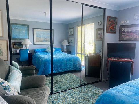 Art House Blue Room - Accommodation Cooktown 0