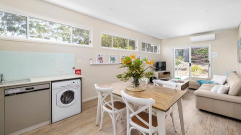 Art House Shoal Bay - Accommodation Cooktown 1