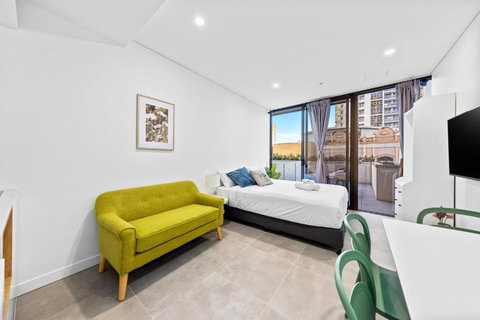 Arthur Hotel Bondi Junction No Reception And House Keeping No Sofa Bed - Accommodation Cooktown 0