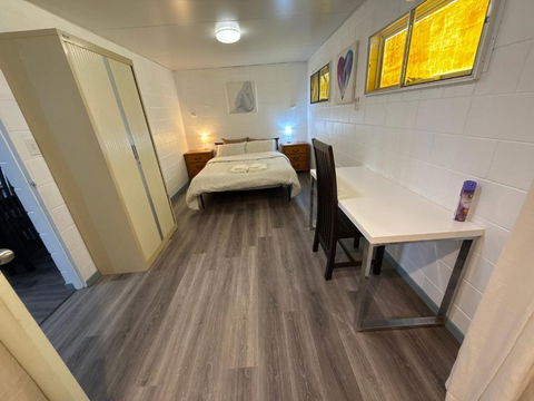 Ascot Studio Home Feel Place - Accommodation Cooktown 2