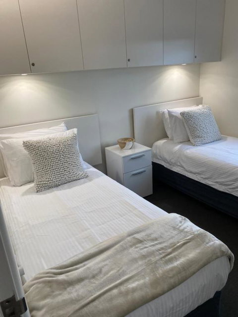 At The Beach Mooloolaba, Private Rooftop With Spa, 50m To Beach, Surfclub And Esplanade - Accommodation Cooktown 4