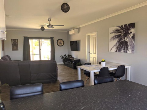 Australian Wildlife At Your Door - Accommodation Cooktown 4