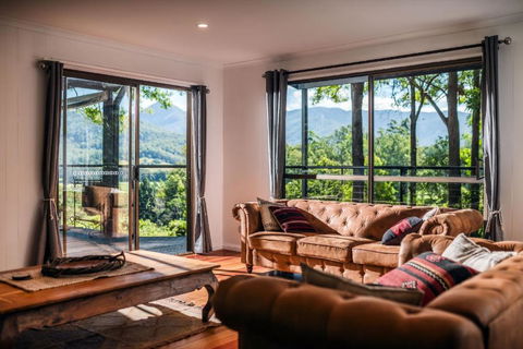 Ayatana - Restful Place - Accommodation Cooktown 2