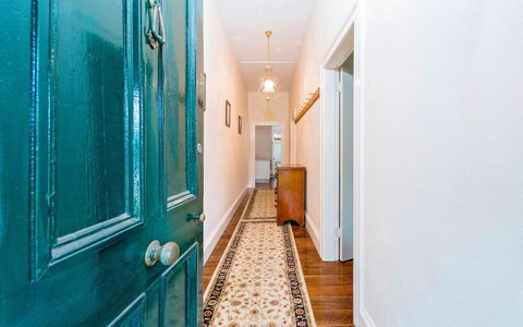 Azile 1875 Heritage Victorian Duplex - Accommodation Cooktown 0