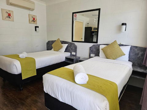 Azalea Motel - Accommodation Cooktown 4