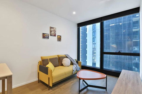 Australia108 Stylish Apartments Southbank LaMaison - Accommodation Cooktown 3