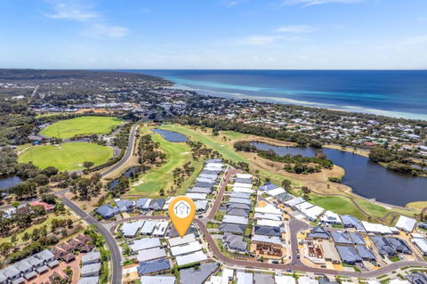 AZZURE On WATERVILLE - Accommodation Cooktown 1