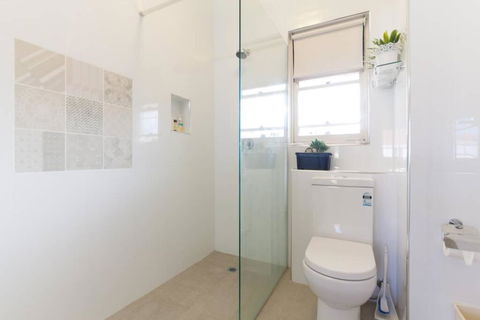 B7 Crawley Apartment 1 BRM & Sleepout Near UWA - Accommodation Cooktown 1