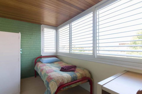 B9 Crawley Apartment 1 BRM & Sleepout Near UWA - Accommodation Cooktown 1
