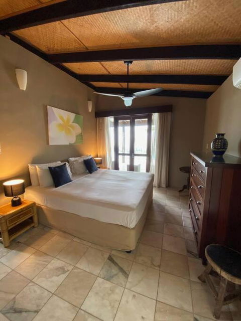 BALA Beach House On ABSOLUTE Beachfront - Accommodation Cooktown 1