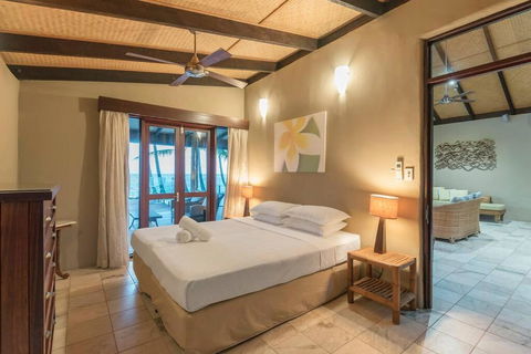 BALA Beach House On ABSOLUTE Beachfront - Accommodation Cooktown 4