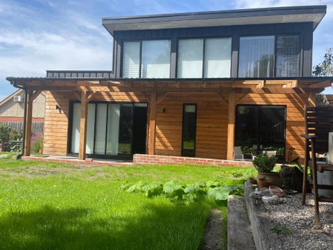 BALMORAL VILLA - Accommodation Cooktown 1