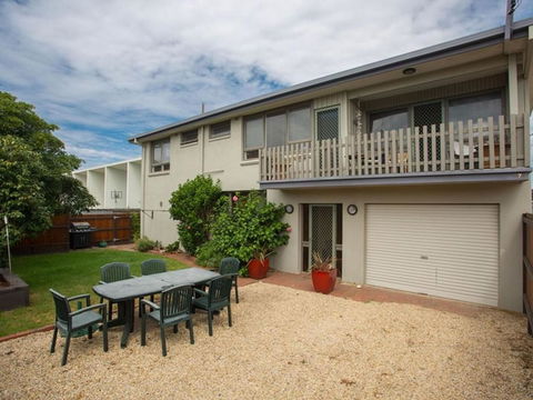Banksia Seven - Accommodation Cooktown 0