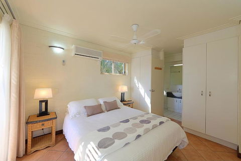 Bargara Shoreline Apartments - Accommodation Cooktown 2
