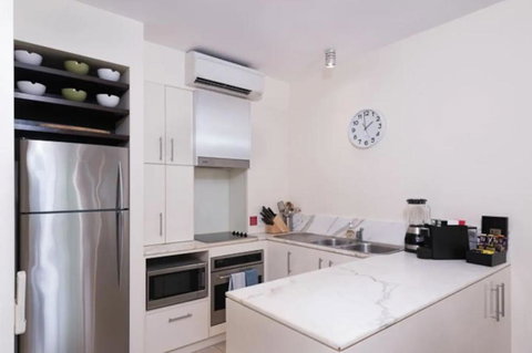 Azure Harmony - A Breezy Hideaway At The Beach Club - Accommodation Cooktown 3