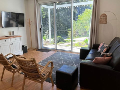 Banksia On Blenheim By Experience Jervis Bay - Accommodation Cooktown 3