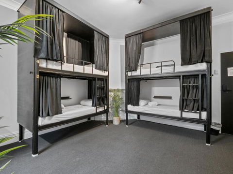AZZURO POD HOTEL - Potts Point - Accommodation Cooktown 3