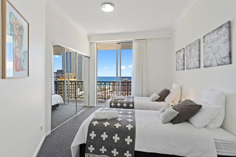 Chevron Renaissance Ocean View - Accommodation Cooktown 19