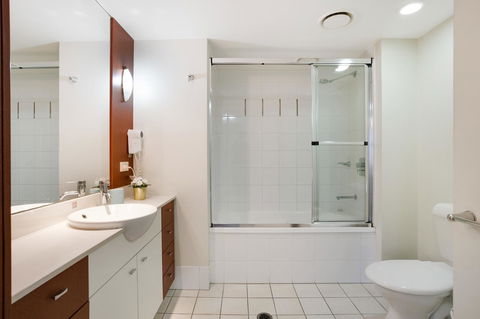 Chevron Renaissance Ocean View - Accommodation Cooktown 5