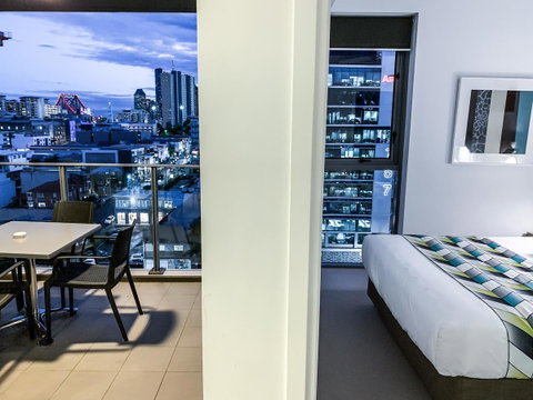 M&A Apartments - Accommodation Cooktown 23