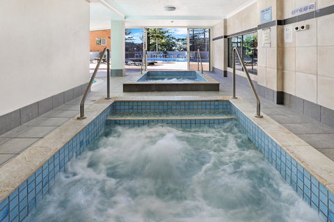 Pacific Regis Beachfront Holiday Apartments - Accommodation Cooktown 5