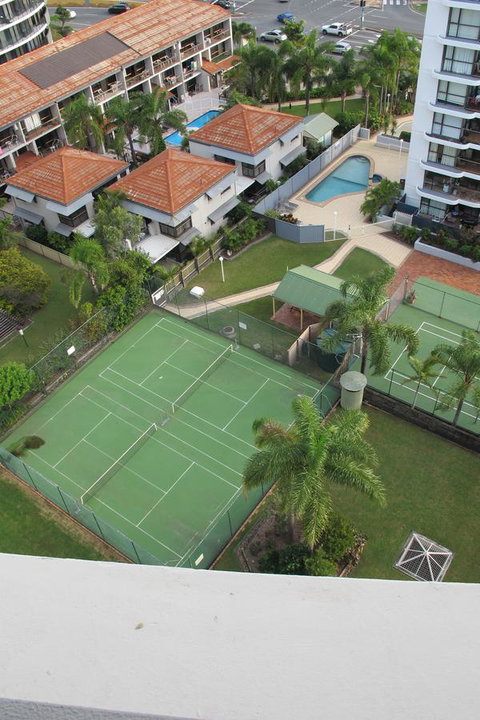 Pacific Regis Beachfront Holiday Apartments - Accommodation Cooktown 6